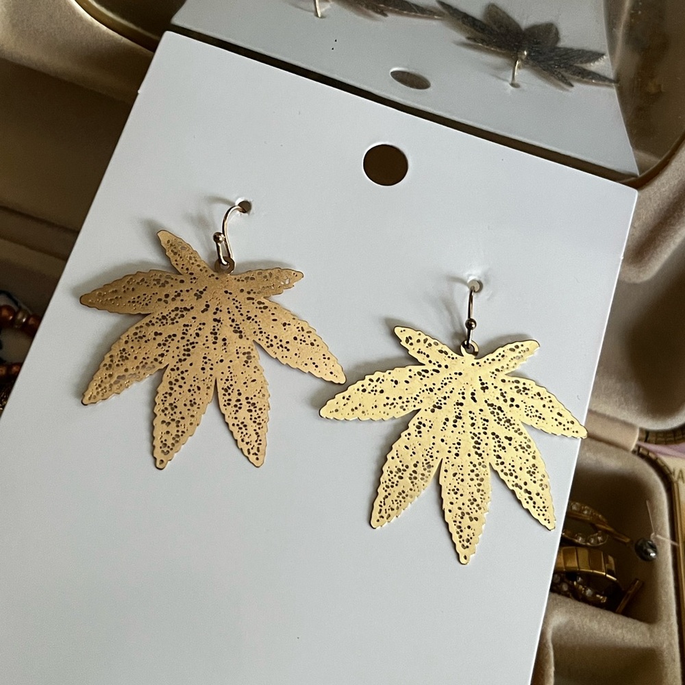 Maryjane earrings